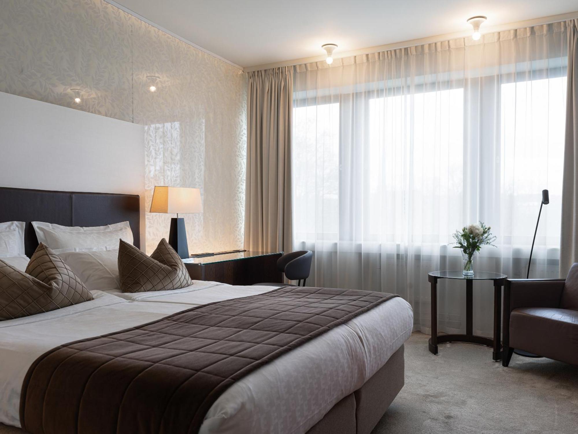 Elite Eden Park Hotel